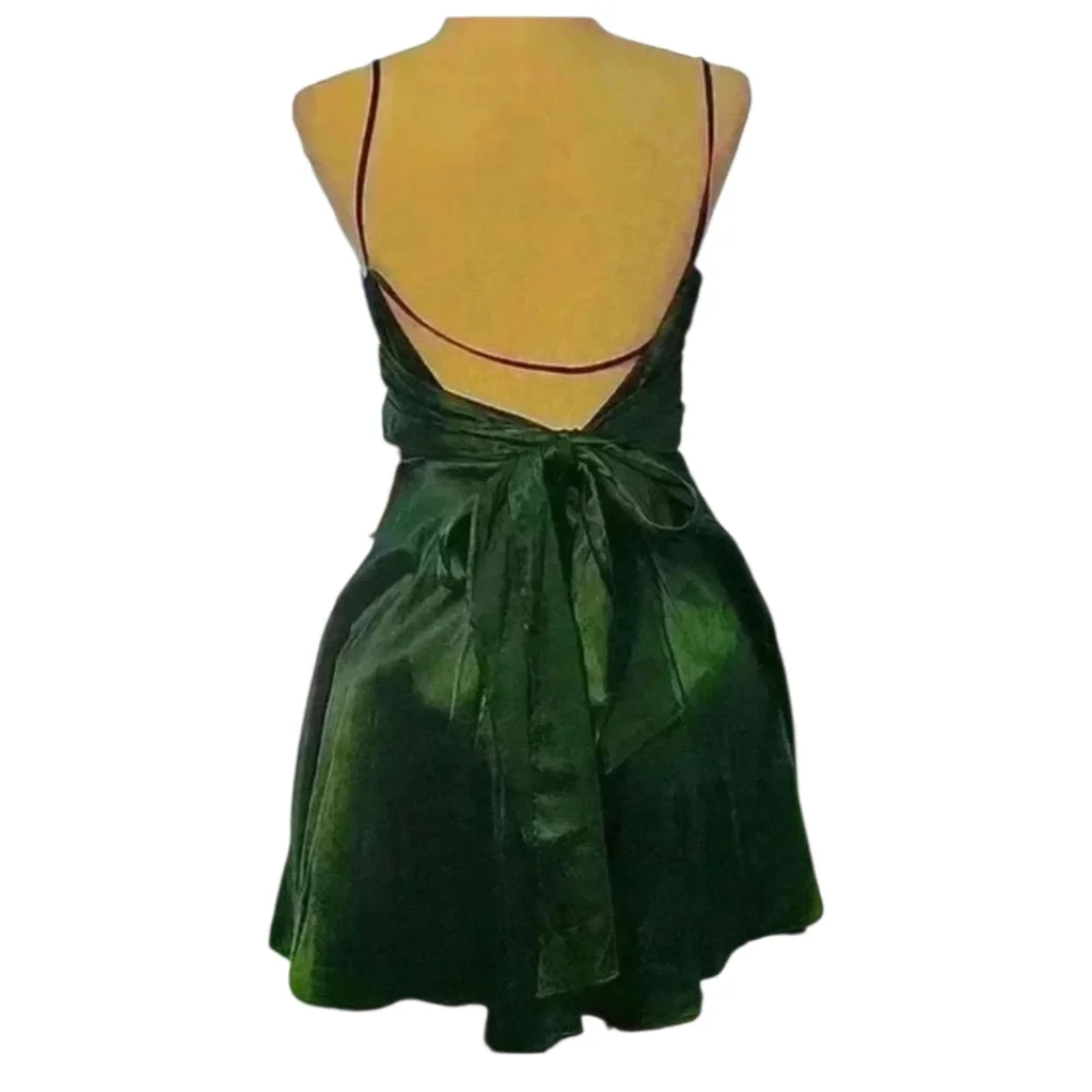 🌺 HOST PICK 🌺 Elegant Green Satin Mini Dress | NWT - Picture 3 of 6